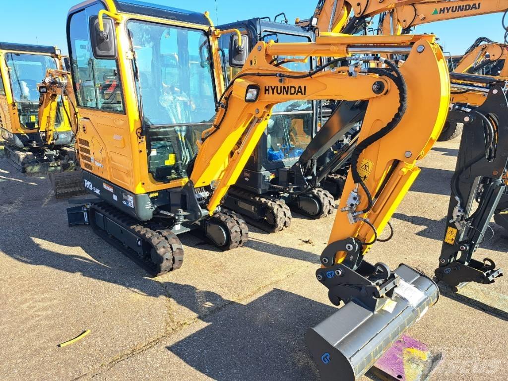 Hyundai R18-9AK حفارات صغيرة أقل من 7 طن (حفارات صغيرة)