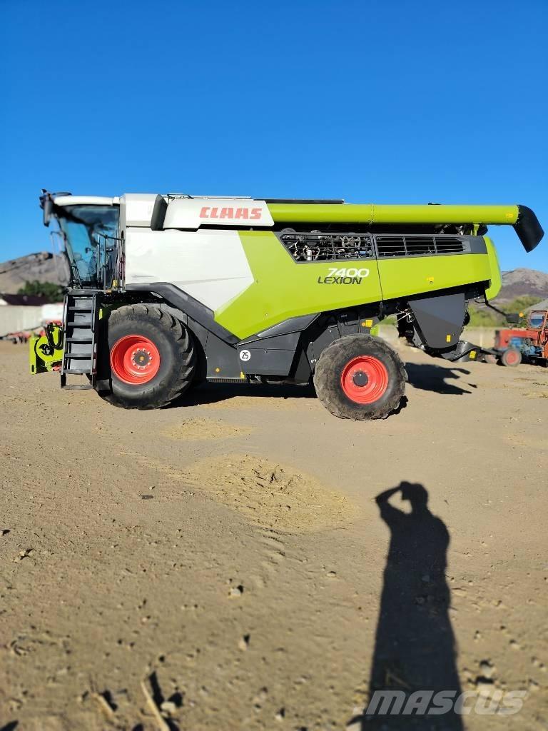 CLAAS Lexion 7400 حصادات