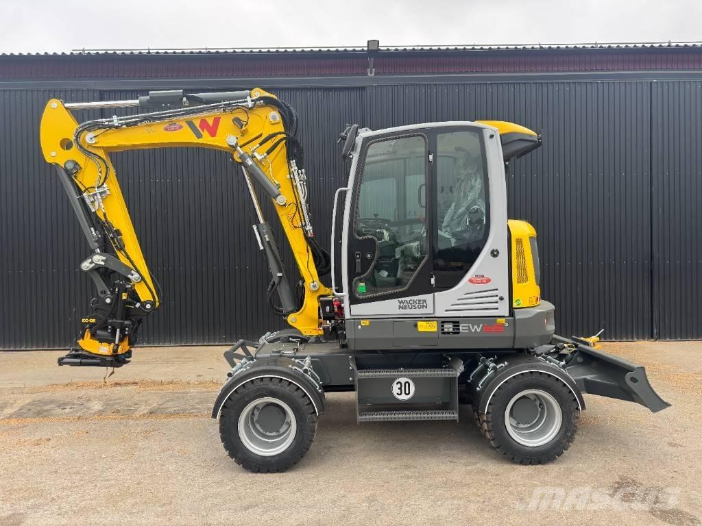 Wacker Neuson EW 65 حفارات بعجل