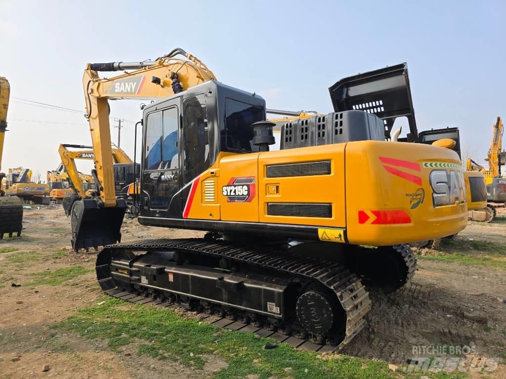 Sany SY215C حفارات زحافة