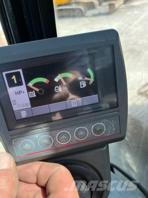 CAT 311 F LRR حفارات زحافة