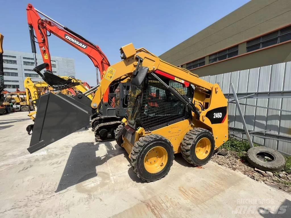 CAT 246 D Skid steer loaders