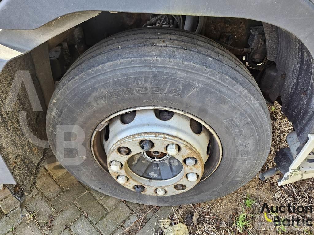 Volvo FH440 وحدات الجر