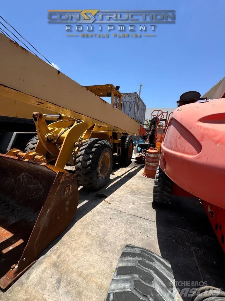 JLG 800 S رافعات سلة تلسكوبية
