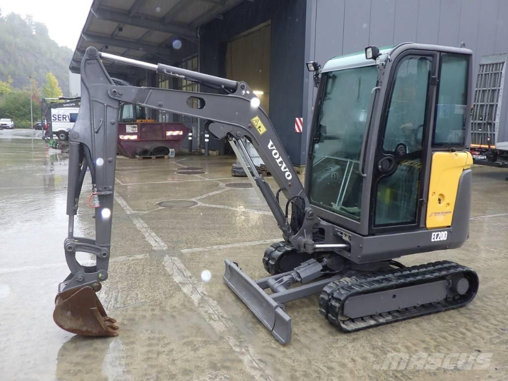 Volvo EC 20 D حفارات صغيرة أقل من 7 طن (حفارات صغيرة)