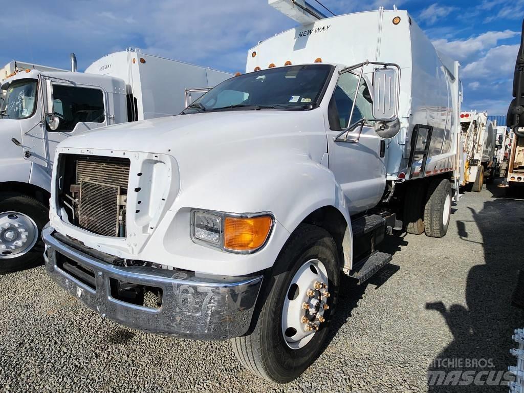 Ford F750 شاحنات المخلفات