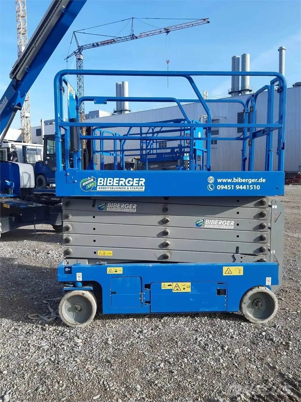 Genie GS 4047 رافعات مقصية الشكل