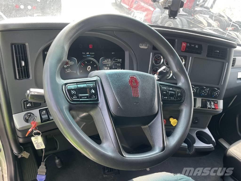 Kenworth T 680 وحدات الجر