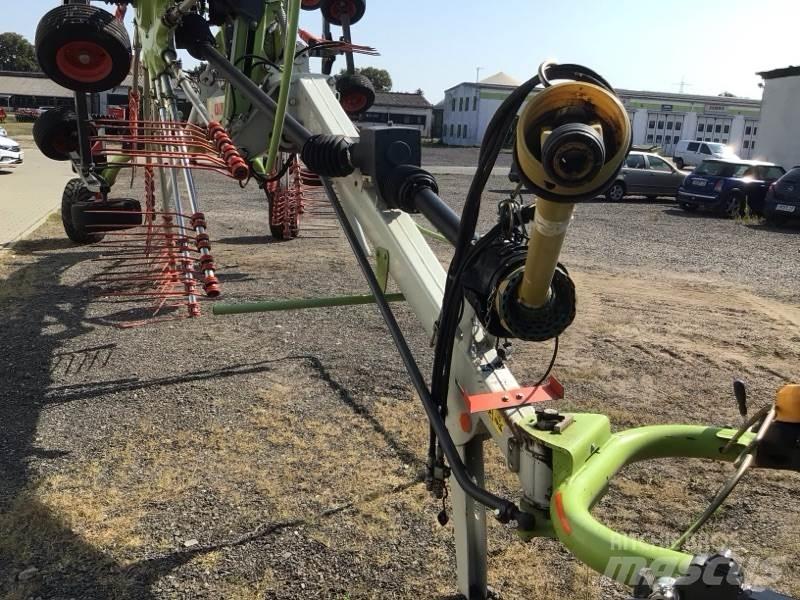 CLAAS Liner 1750 معدات حصد