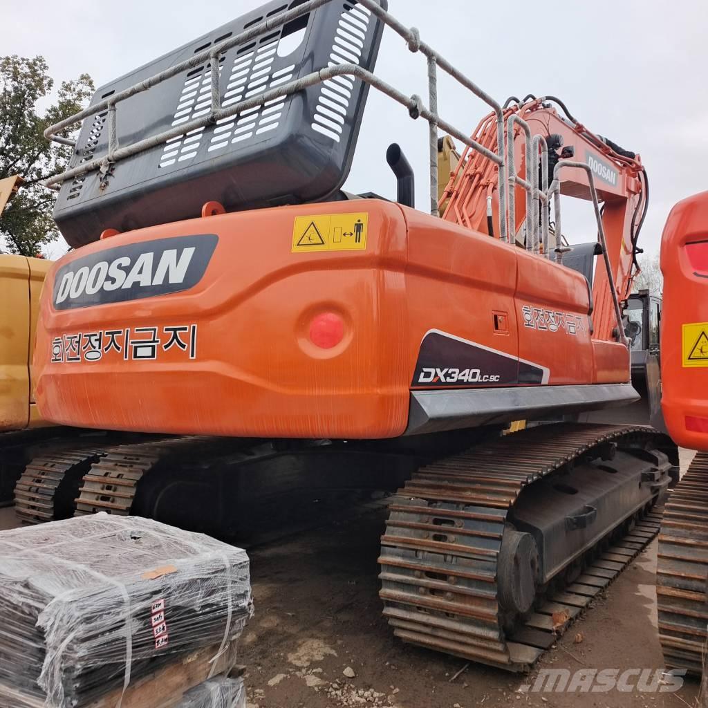 Doosan DX300LC-9C حفارات زحافة