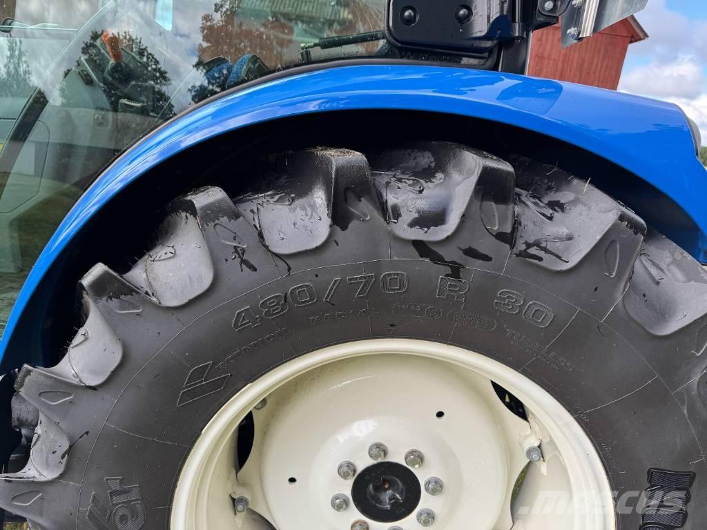 New Holland T4.75 S الجرارات