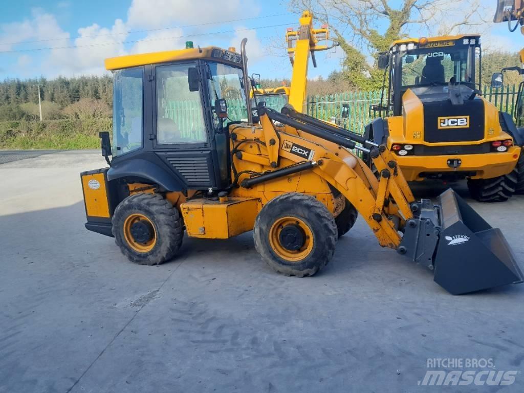 JCB 2 CX لوادر بعجل