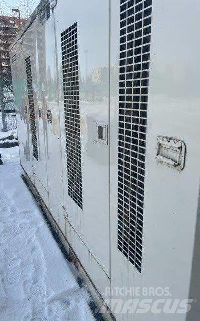 CAT XQ350, 600 Volt مولدات ديزل