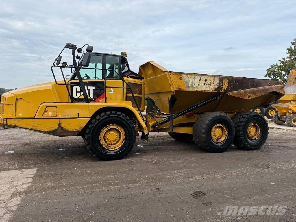 CAT 730 C ساحبات مفصلية