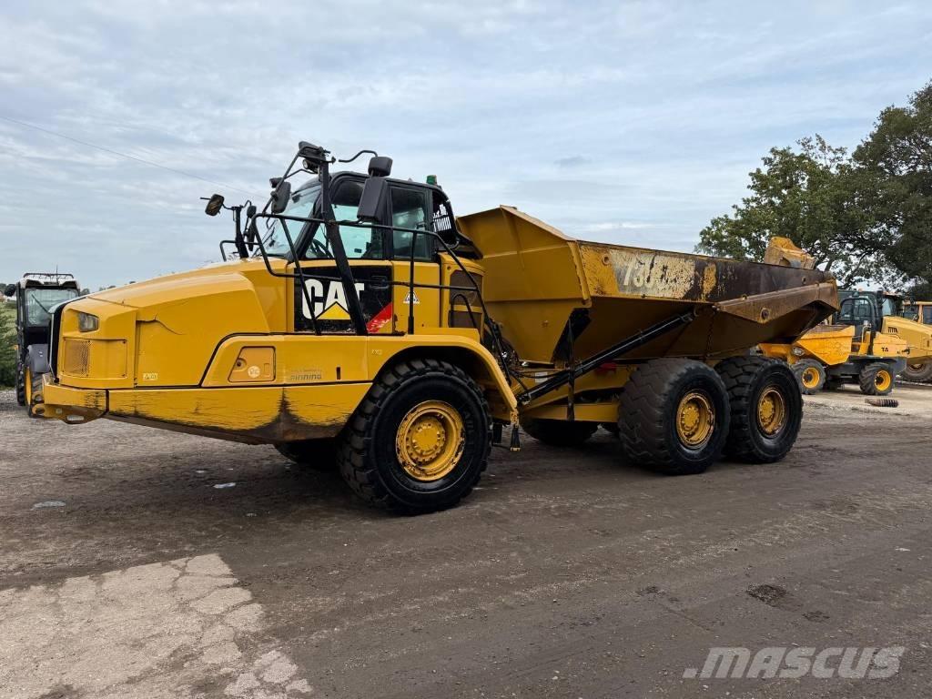 CAT 730 C ساحبات مفصلية