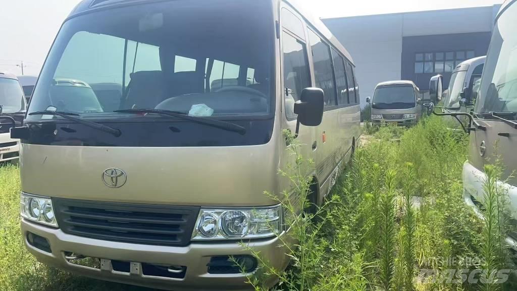 Toyota Coaster حافلة داخل المدينة