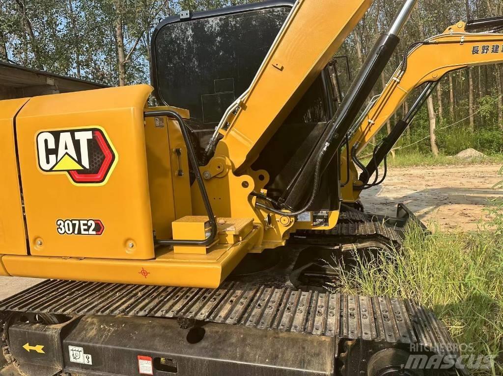 CAT 307E حفارات زحافة