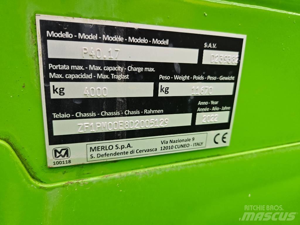 Merlo P 40.17 مناولات متداخلة