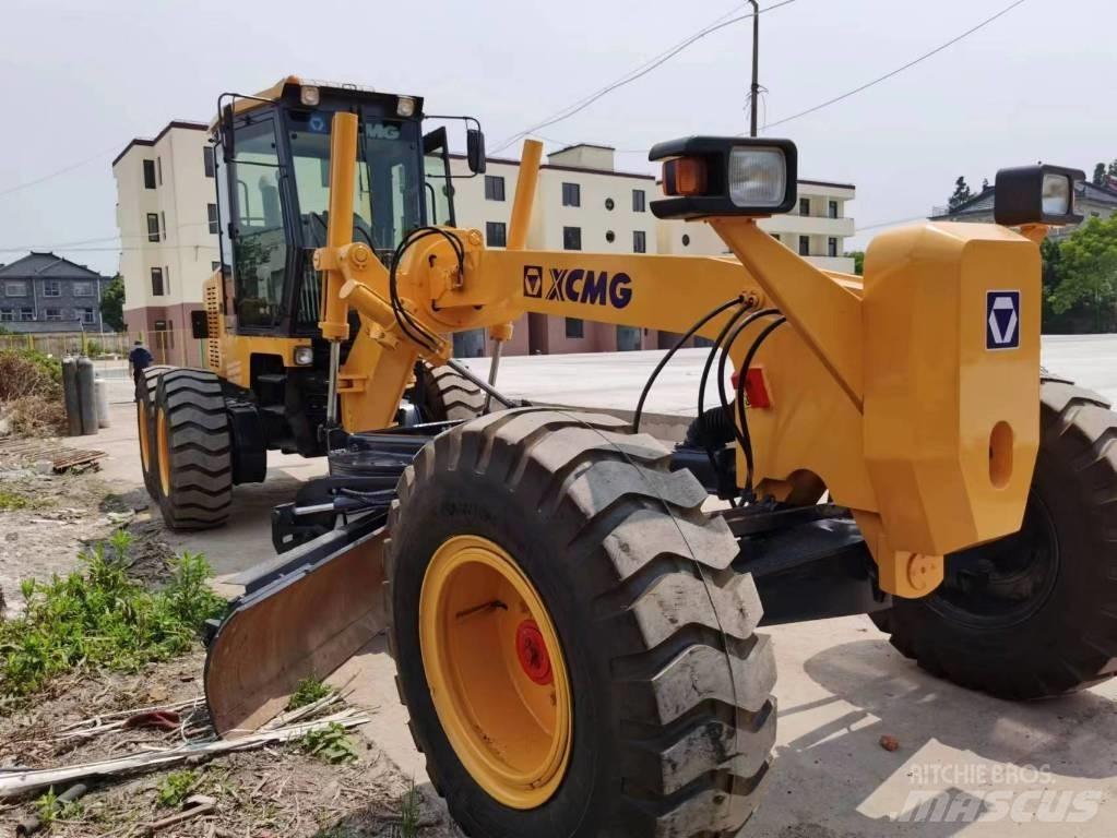XCMG GR 180 معدات تمهيد الطرق