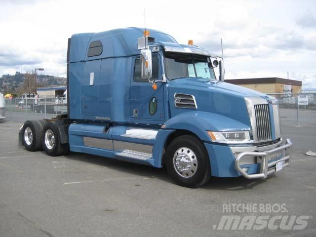 Western Star 5700 XE وحدات الجر