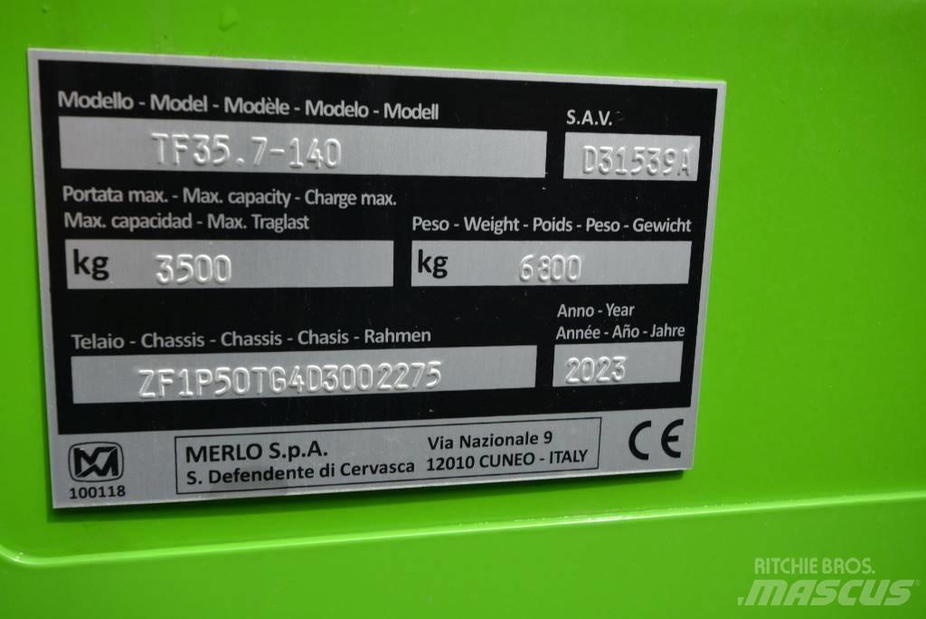 Merlo TF 35.7-140 مناولات متداخلة
