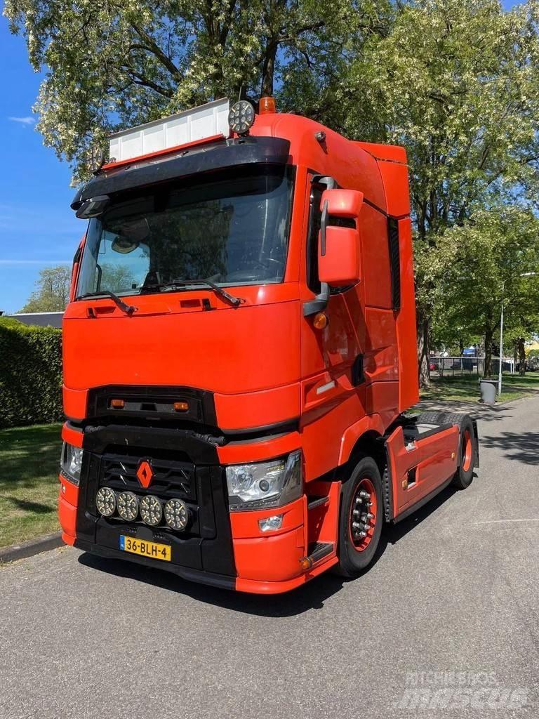 Renault T وحدات الجر