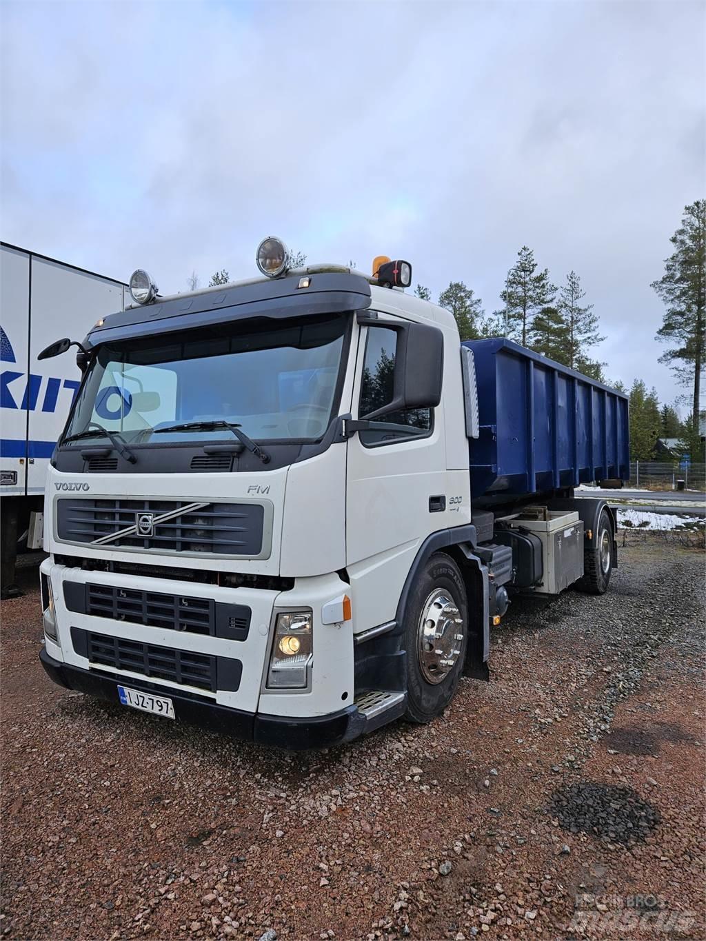 Volvo FM9 300 شاحنات الرافعات الخطافية
