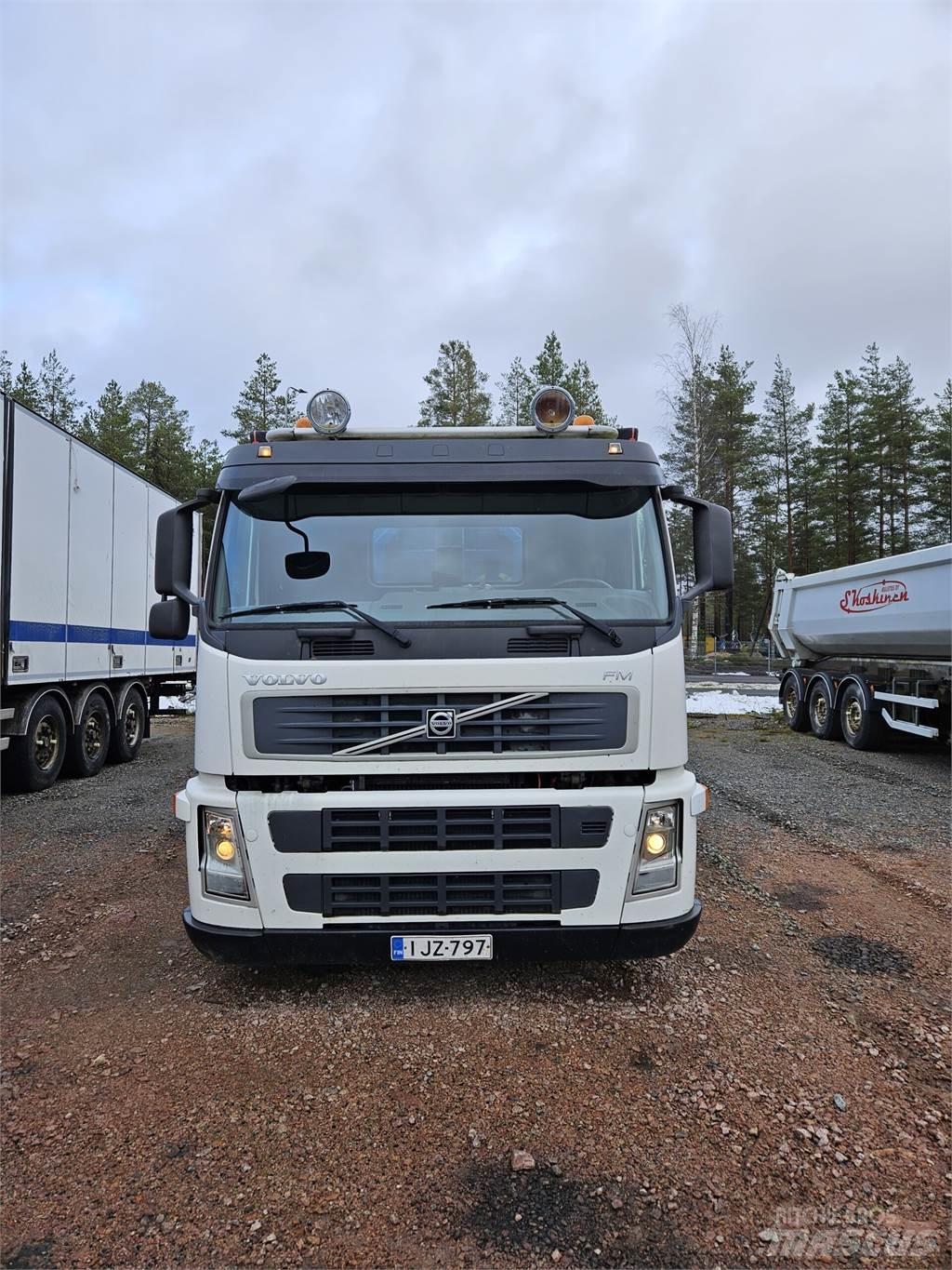 Volvo FM9 300 شاحنات الرافعات الخطافية