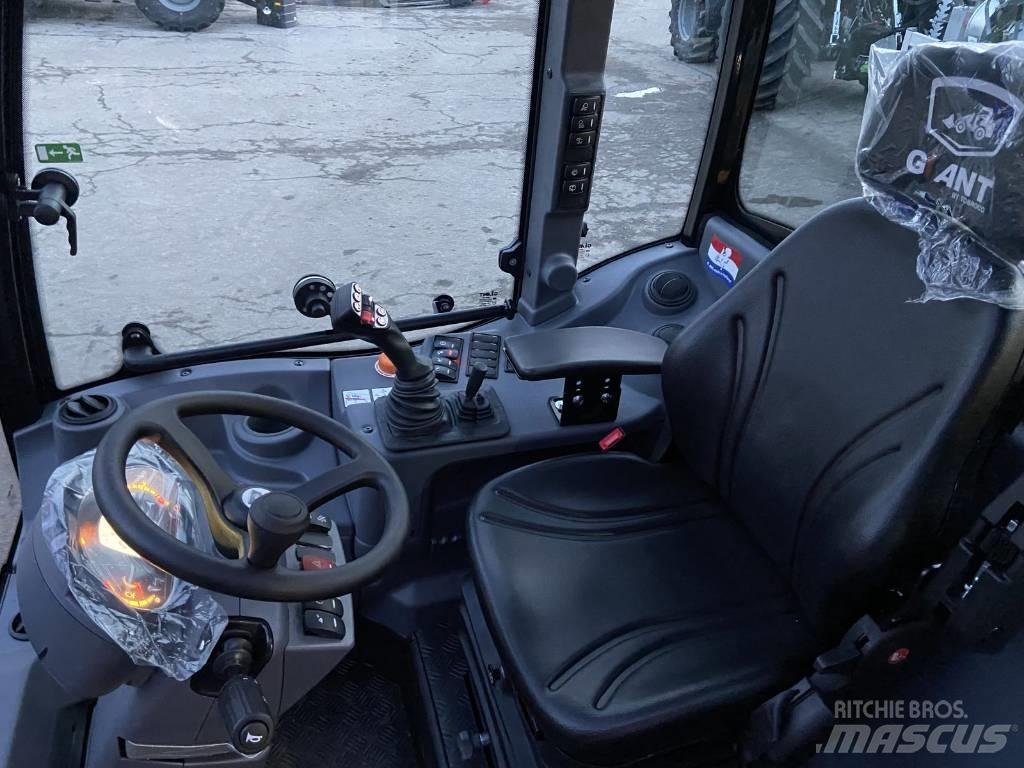 GiANT G 5000 لوادر بعجل