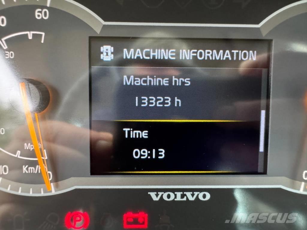 Volvo L 180 H لوادر بعجل