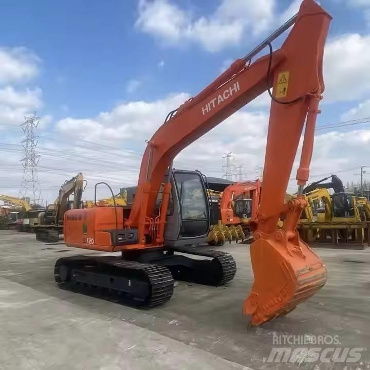 Hitachi EX120 حفارات زحافة
