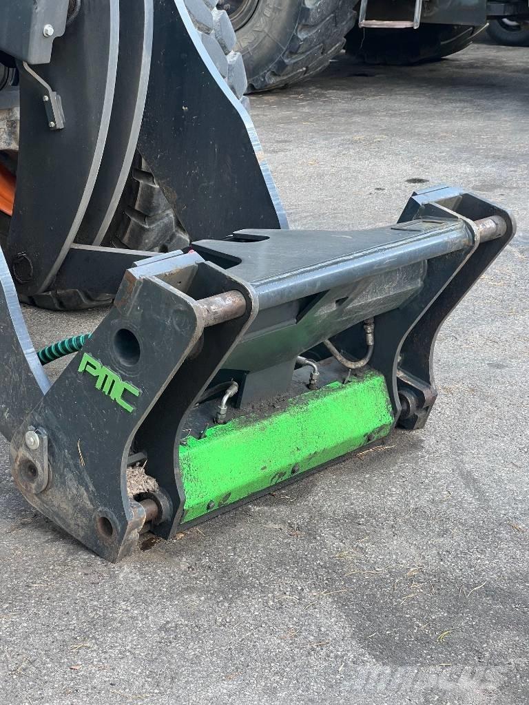 Doosan DL 220-7 لوادر بعجل