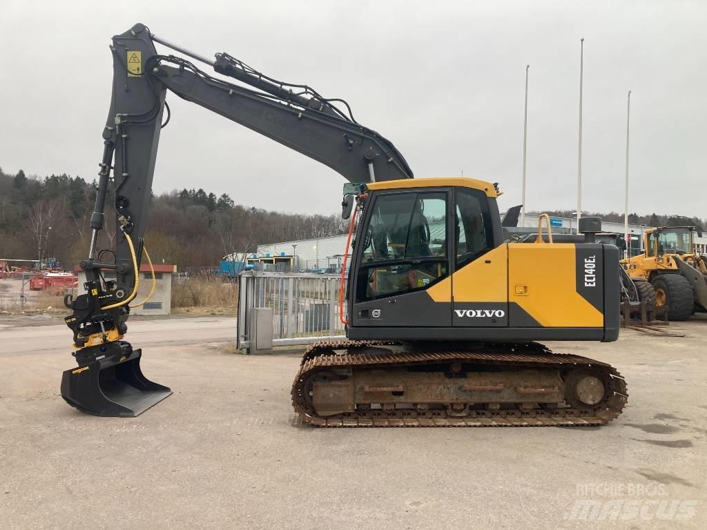 Volvo EC 140 EL حفارات زحافة