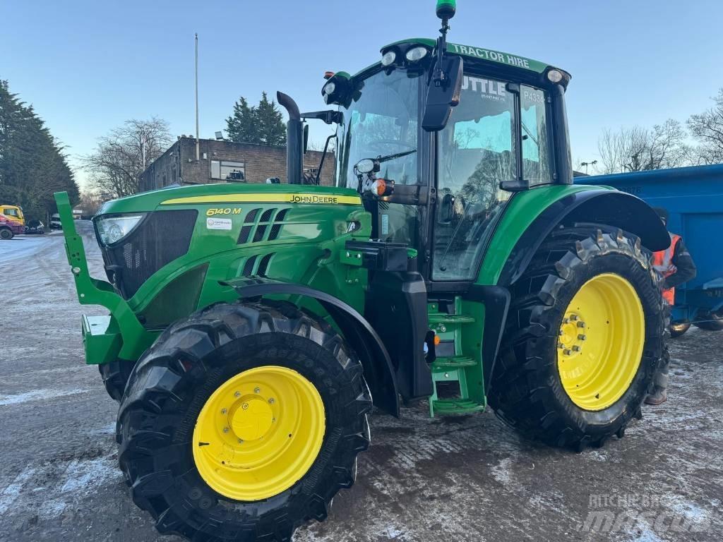 John Deere 6140 M الجرارات