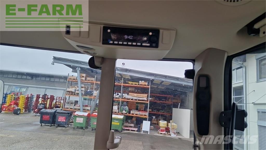 John Deere 6195M الجرارات