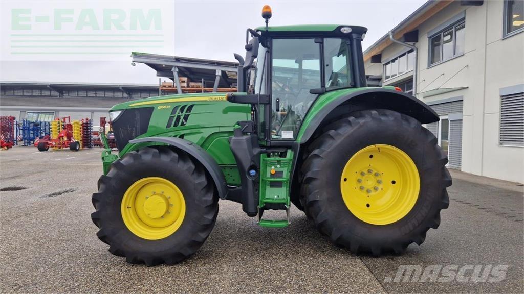 John Deere 6195M الجرارات