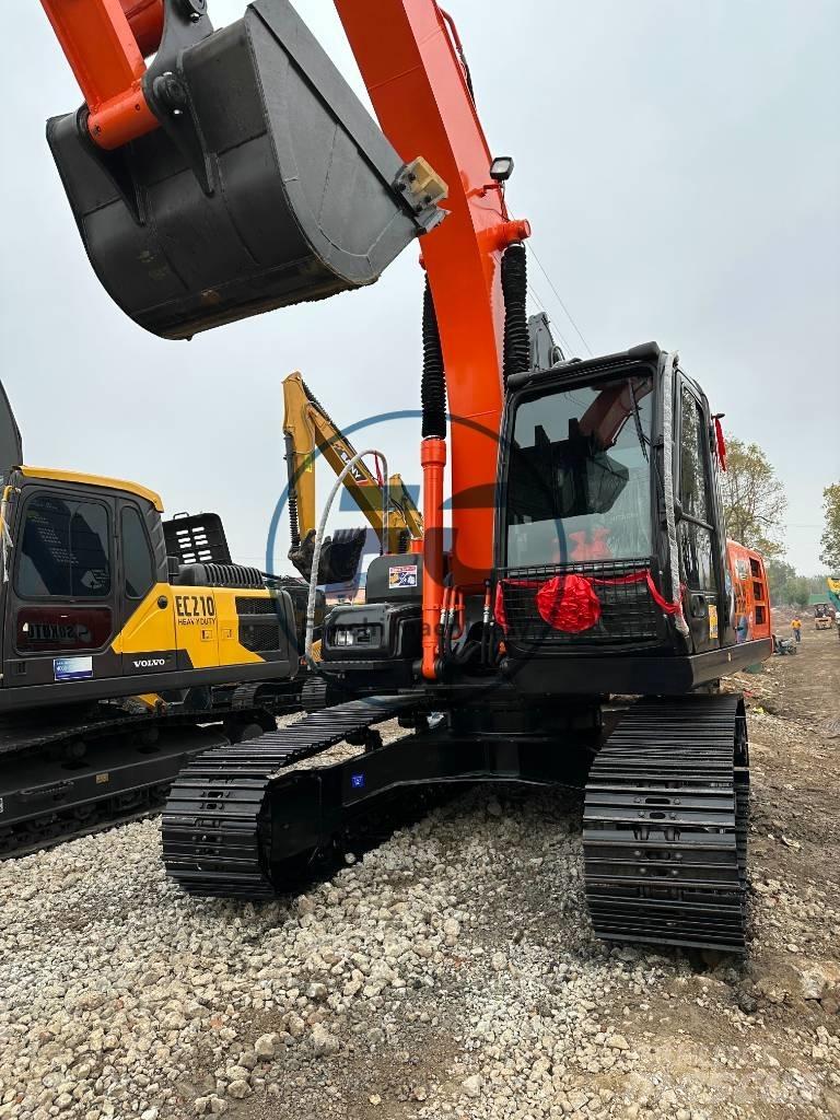 Hitachi ZX 200-6 حفارات زحافة