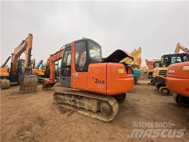 Hitachi ZX 70 حفارات زحافة