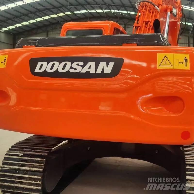 Doosan DX 225 حفارات زحافة