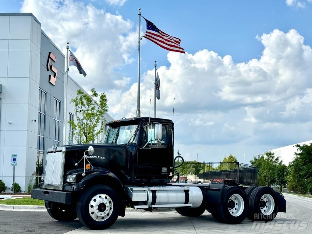 Western Star 4900 وحدات الجر