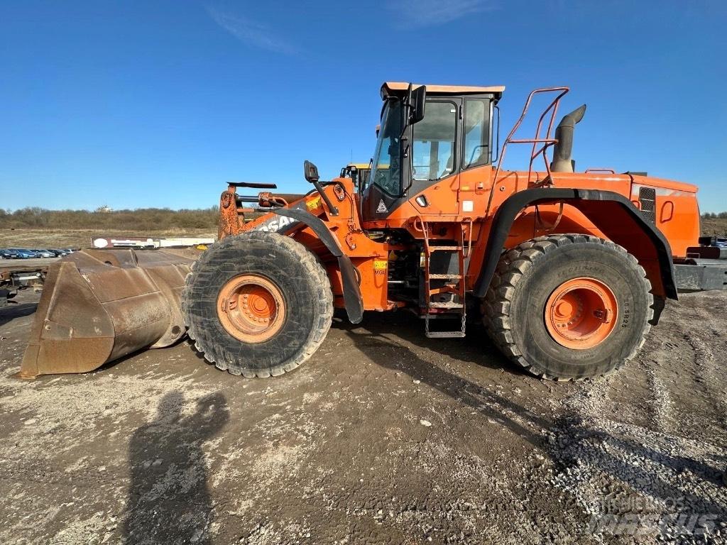 Doosan DL 420-3 لوادر بعجل