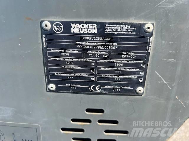 Wacker Neuson EZ 38 حفارات زحافة