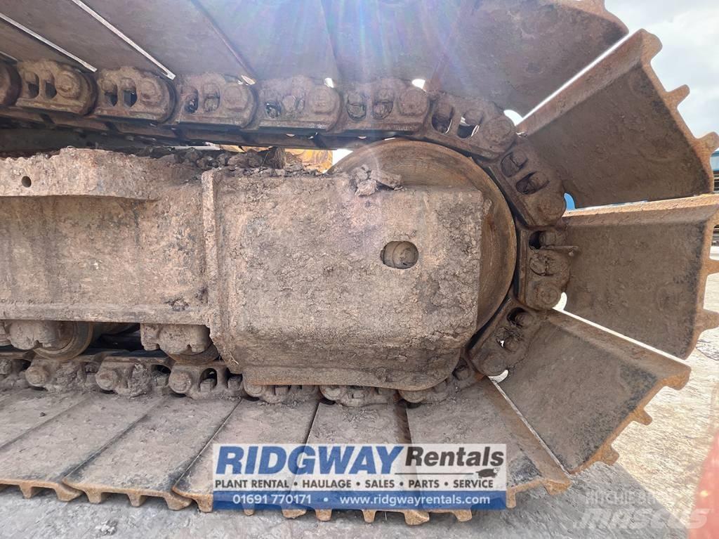 Komatsu PC 210 LC-10 حفارات زحافة