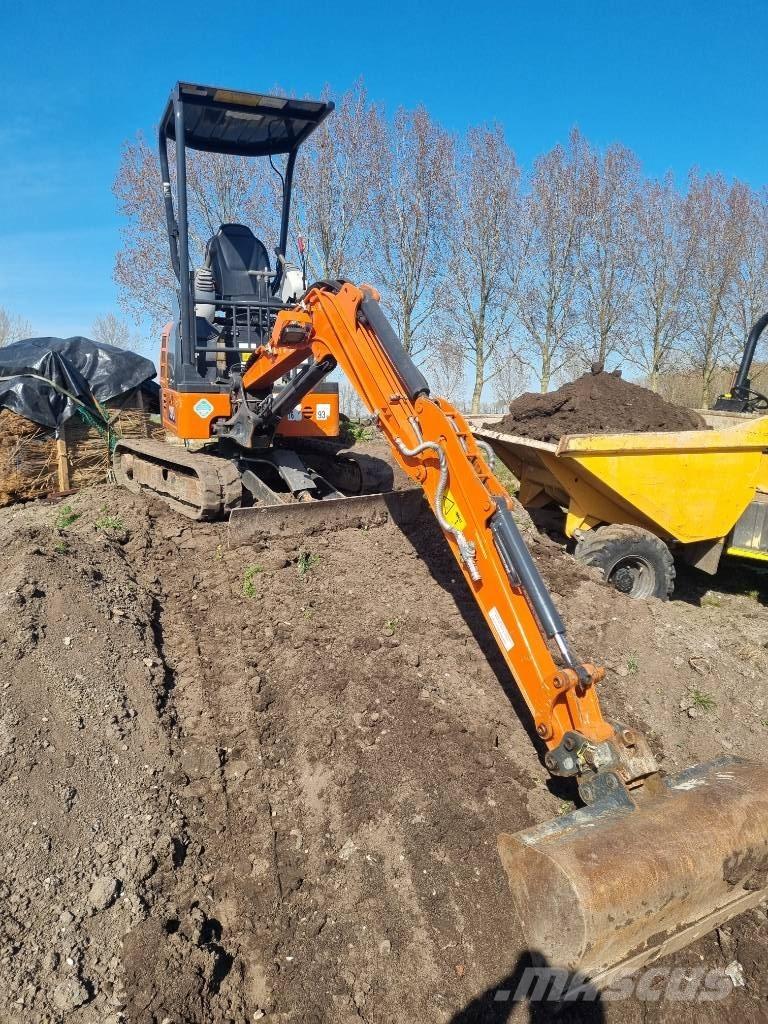Hitachi ZX 19 U حفارات صغيرة أقل من 7 طن (حفارات صغيرة)