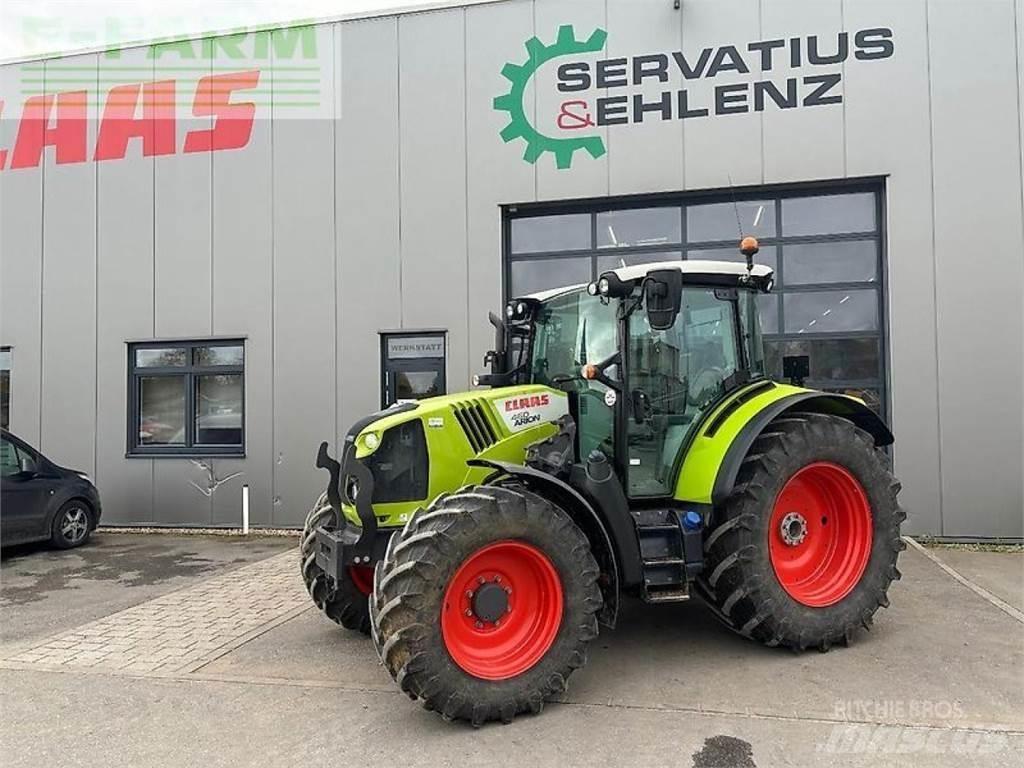 CLAAS arion 460 الجرارات