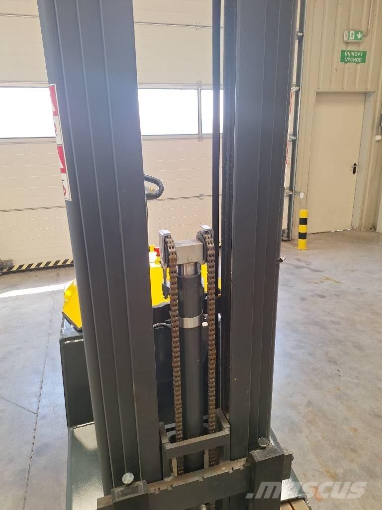 Combilift COMBI-CS شاحنات ذات رافعات شوكية تعمل بالكهرباء