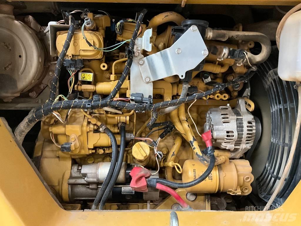 CAT 308 E 2 CR حفارات وسط 7 طن - 12 طن