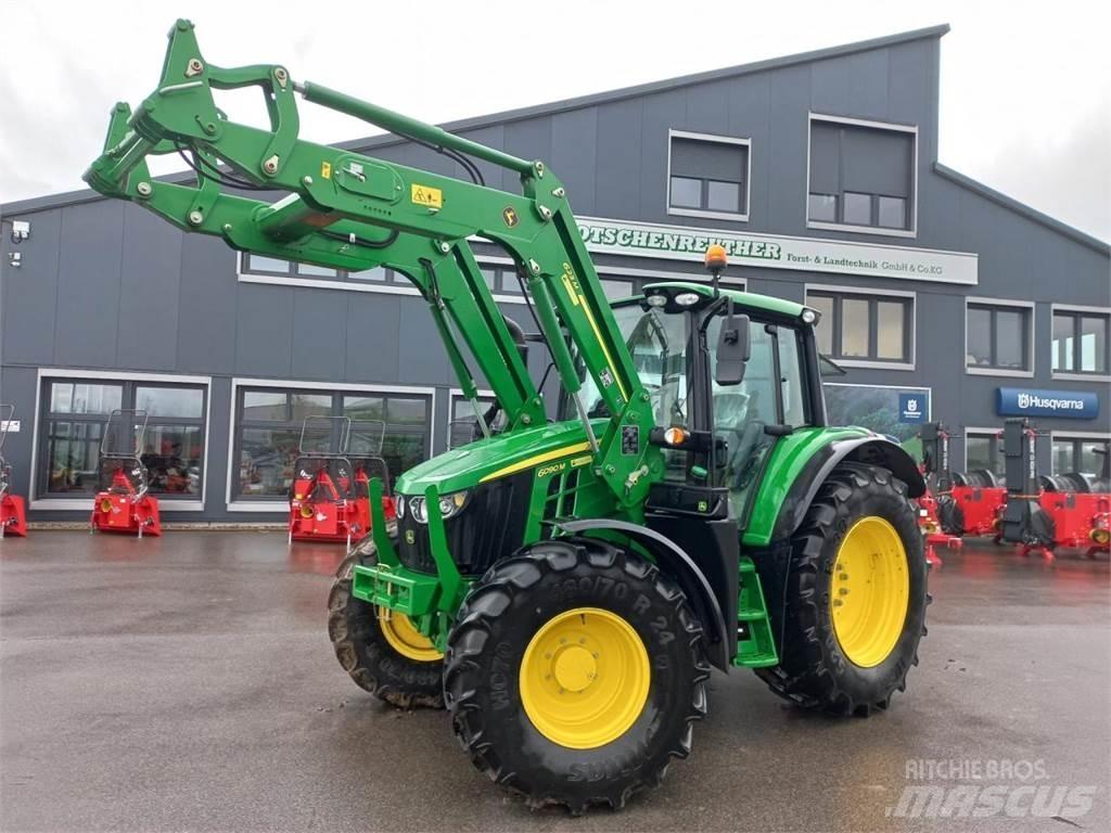 John Deere 6090M الجرارات