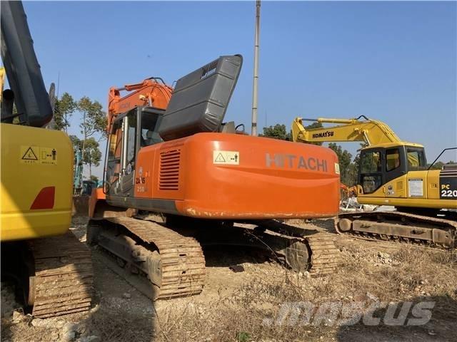 Hitachi ZX250 حفارات زحافة