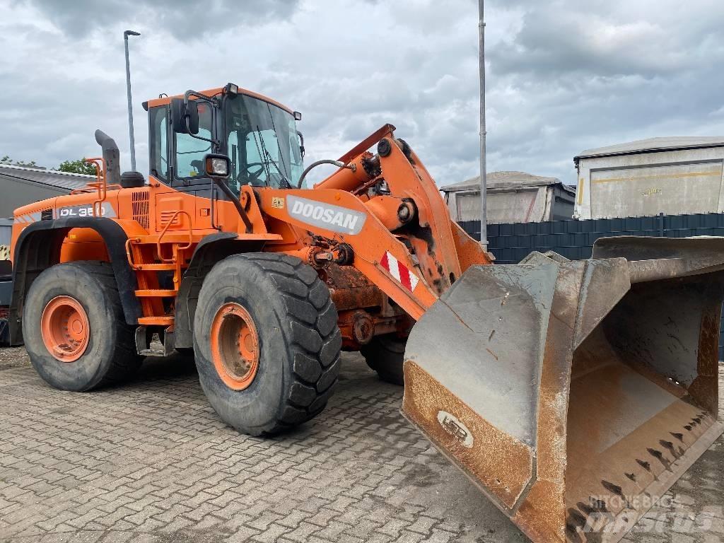 Doosan DL 350-3 لوادر بعجل